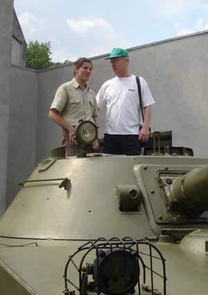 A.Valenta (kairje) ant rusiko tanko