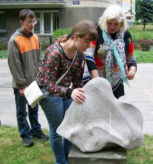 Apirima akmens skulptra